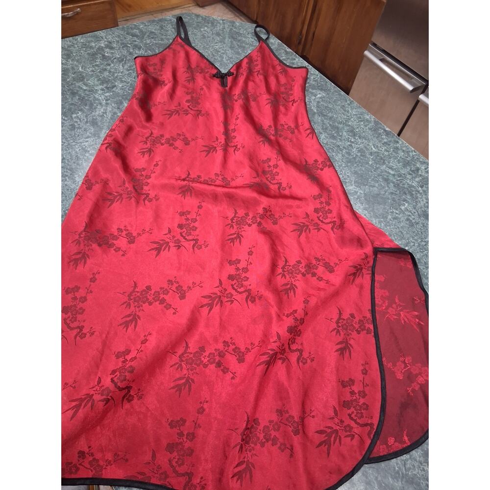 Vintage 90s California Dynasty Womens L Red Asian Silky Satin Nightgown Romantic